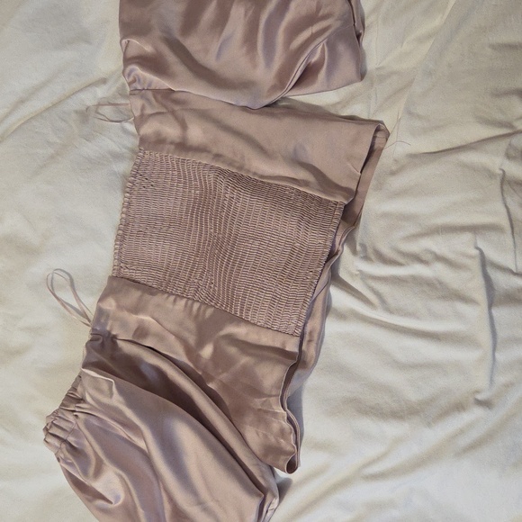 Blush Pink Satin Crop - Picture 4 of 5